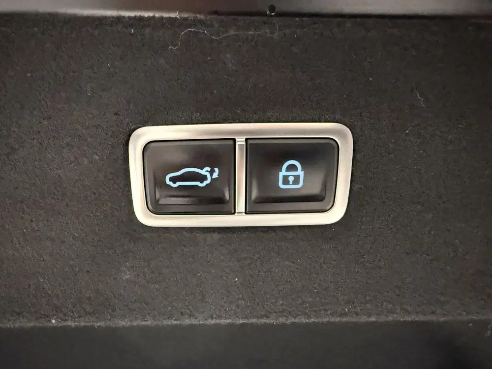 Hyundai IONIQ First Edition AWD 77.4 kWh SOH 96% uit 2023, foto 14