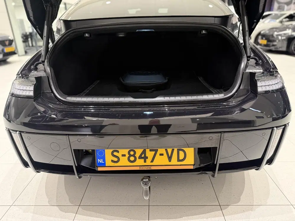 Hyundai IONIQ First Edition AWD 77.4 kWh SOH 96% uit 2023, foto 9
