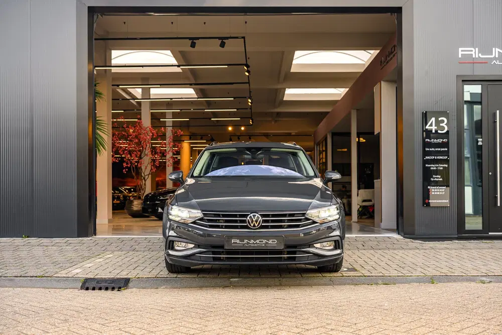 Volkswagen Passat 1.5 TSI Business Plus Pro uit 2020, foto 8