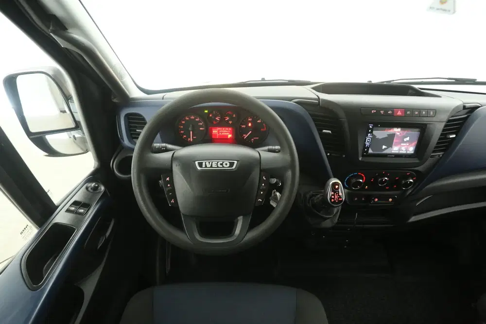 Iveco Daily 35S16V 2.3 352 L2H2 155PK uit 2019, foto 2