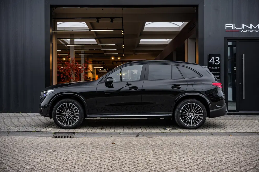 Mercedes-Benz GLC 400e 4MATIC AMG uit 2024, foto 2