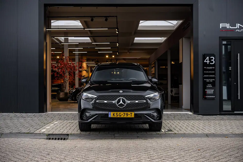 Mercedes-Benz GLC 400e 4MATIC AMG uit 2024, foto 8