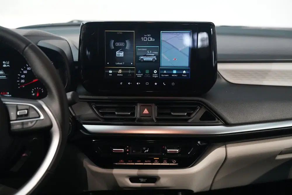 Suzuki Swift 1.2 Style Smart Hybrid NAVI CAMERA uit 2025, foto 11