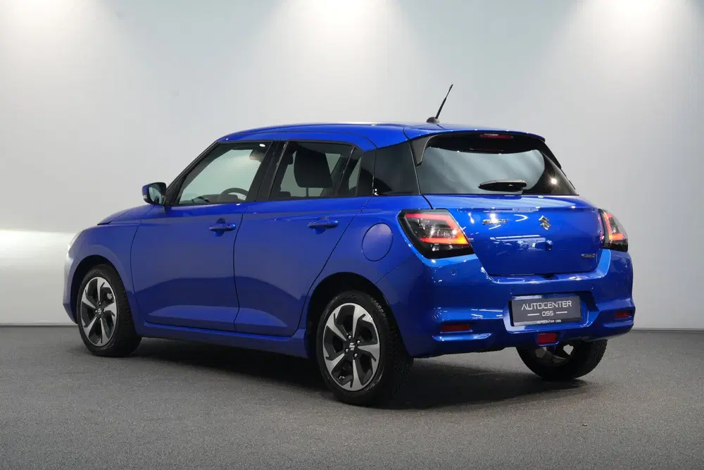 Suzuki Swift 1.2 Style Smart Hybrid NAVI CAMERA uit 2025, foto 6