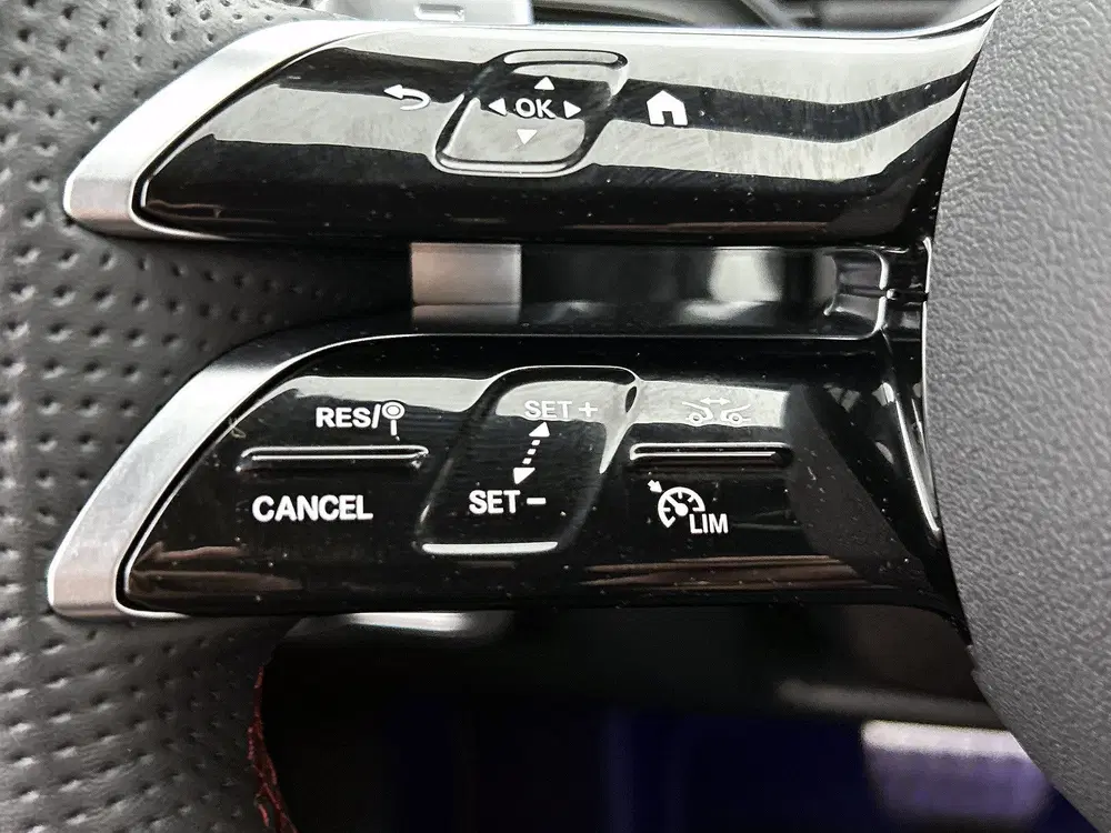 Mercedes-Benz B-Klasse 250 e Star Edition AMG Line Keyless g uit 2025, foto 15
