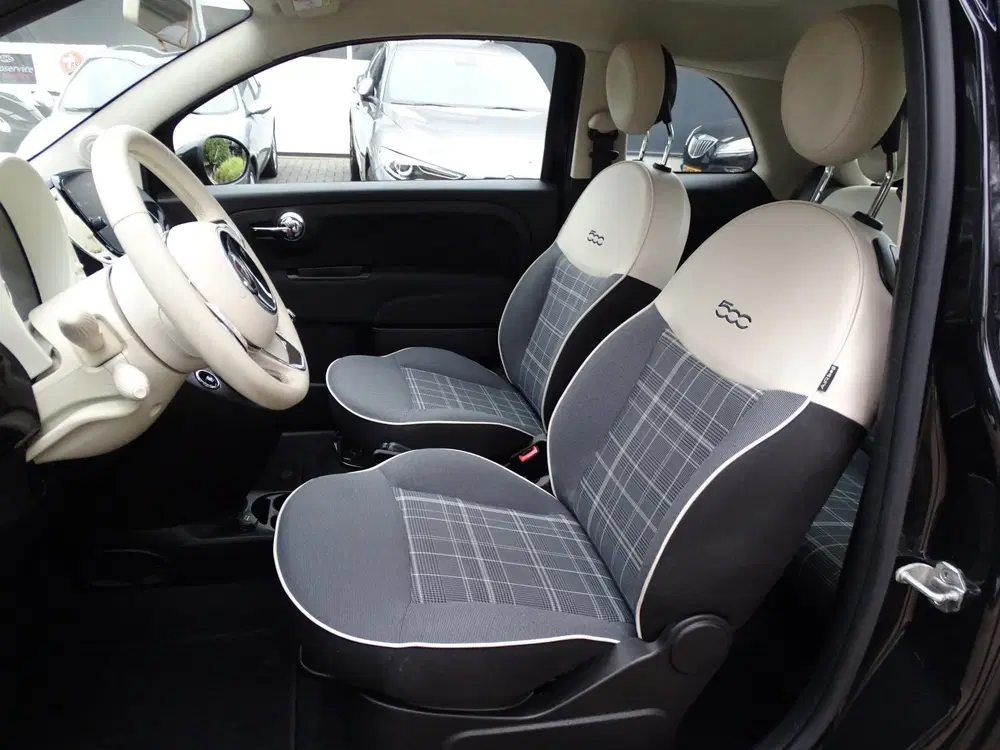 Fiat 500 1.0 Hybrid Lounge uit 2021, foto 14