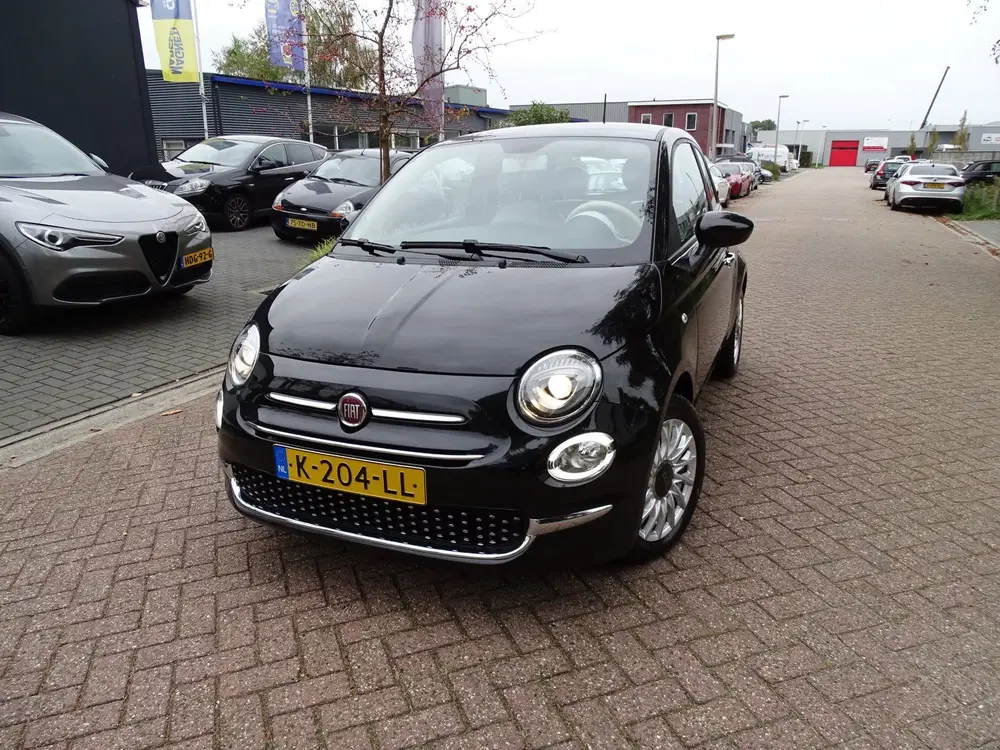 Fiat 500 1.0 Hybrid Lounge uit 2021, foto 2