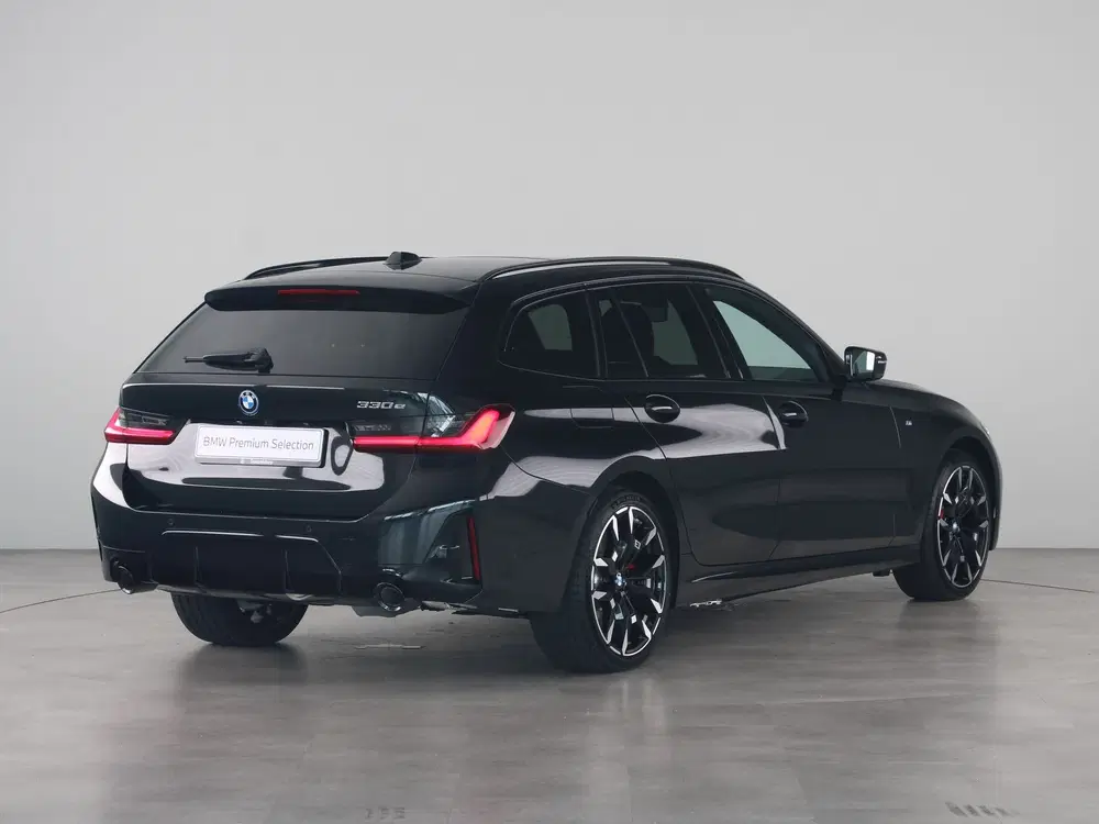 BMW 3-serie 330e Touring M Sport Pro uit 2026, foto 5