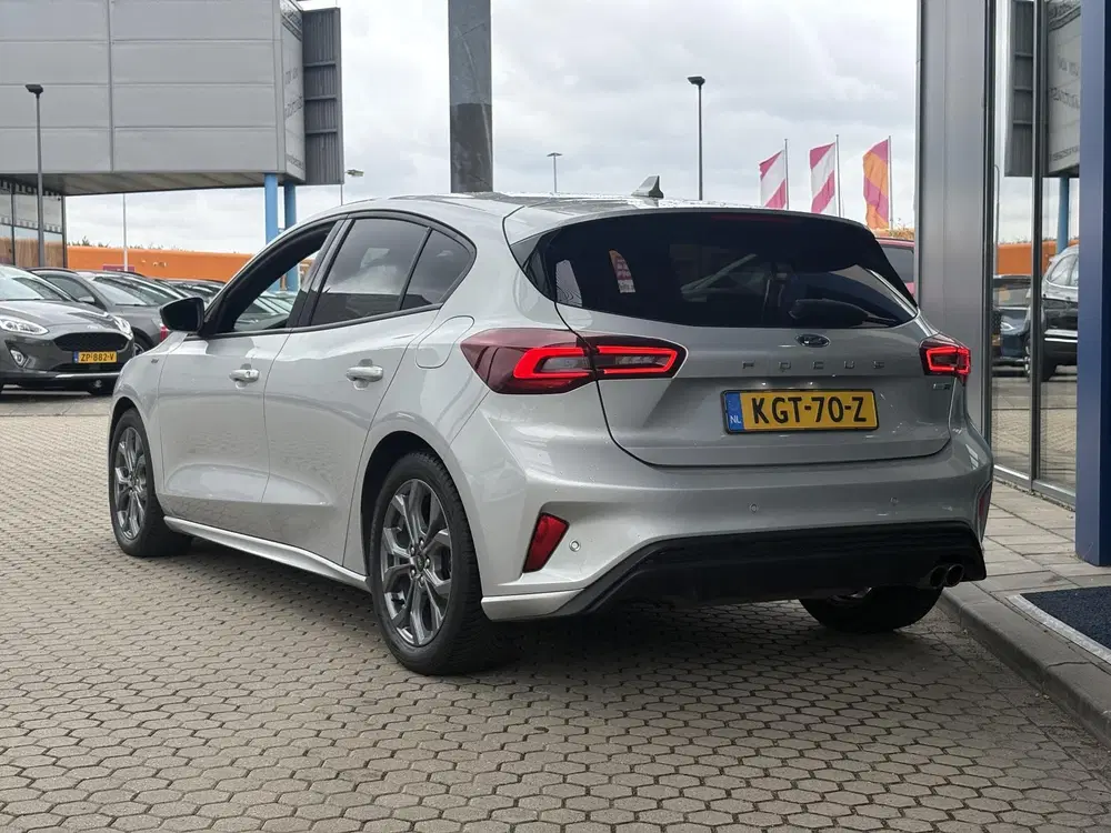 Ford Focus 1.0 EcoBoost Hybrid ST Line Hatchback uit 2023, foto 4