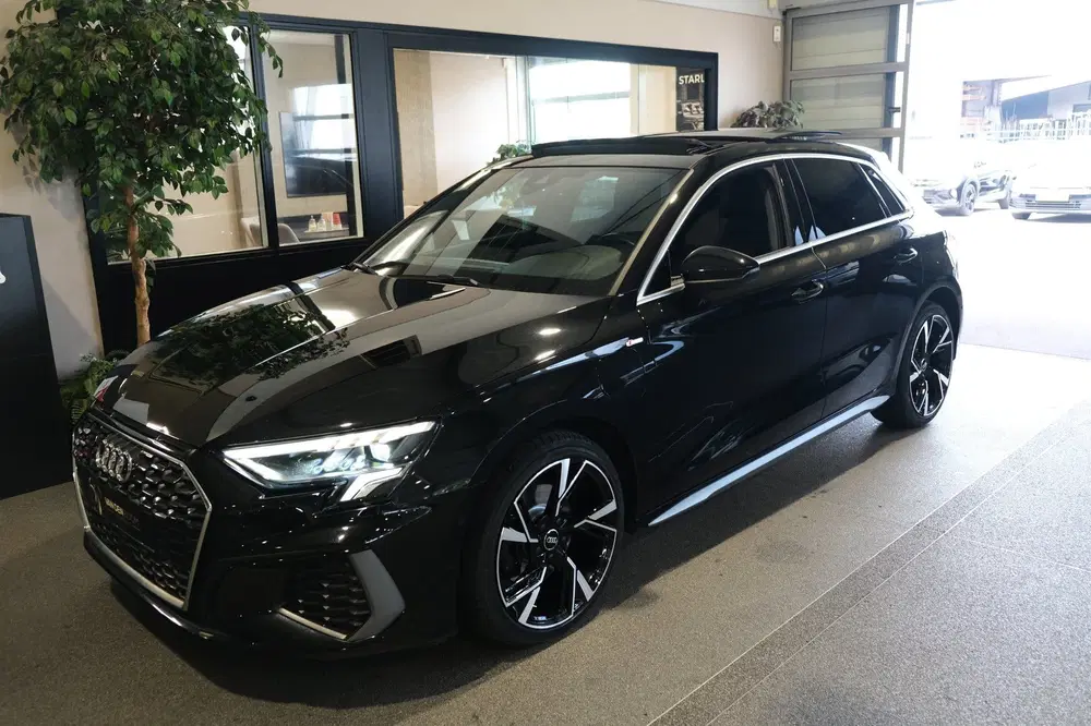 Audi A3 40 TFSI e 204PK S-line Pano Matrix Led Vol uit 2022, foto 10