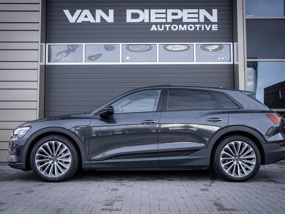 Audi e-tron 50 quattro Advanced edition Plus uit 2022, foto 9