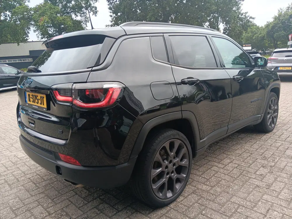 Jeep Compass 4xe 240 Plug-in Hybrid Electric S STOEL uit 2021, foto 4