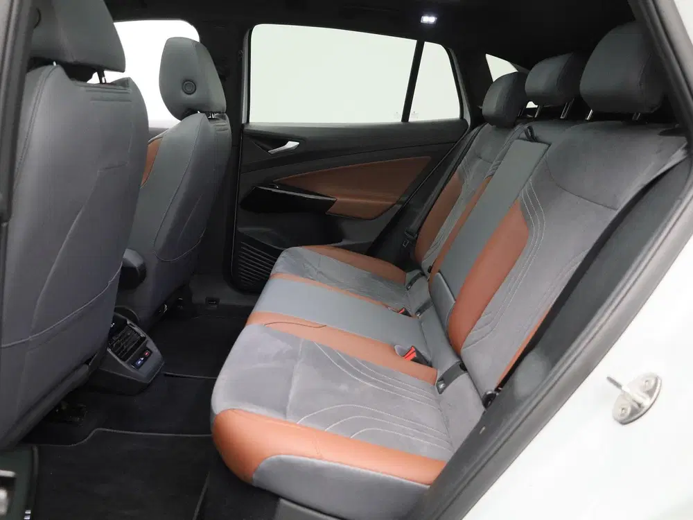 Volkswagen ID.4 First Max 77 kWh 204 PK uit 2020, foto 11