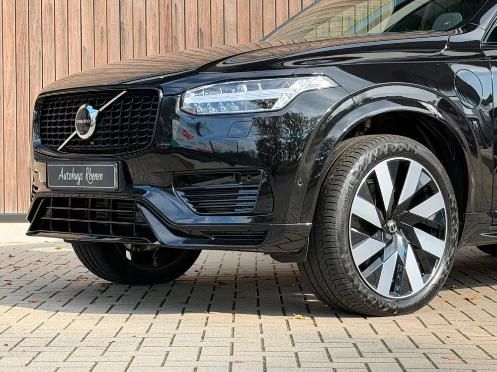 Volvo XC90 2.0 T8 Plug-in hybrid AWD Ultra Dark uit 2025, foto 4