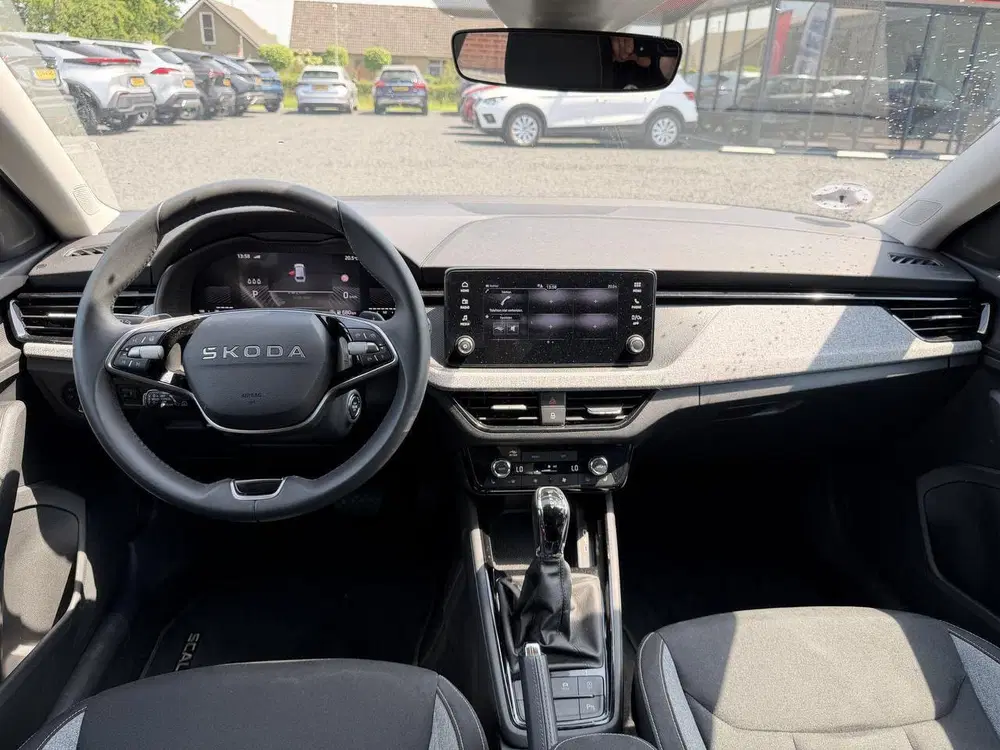 Skoda Scala 1.0 TSI Selection Automaat uit 2025, foto 15