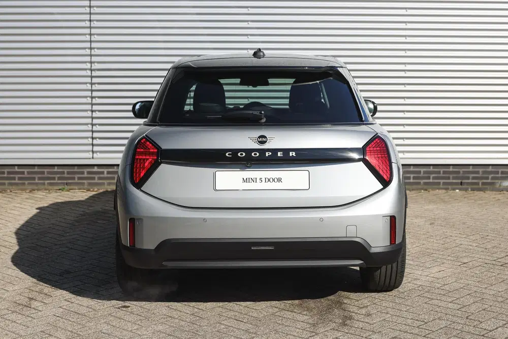 Mini Hatchback Cooper C Automaat uit 2026, foto 4