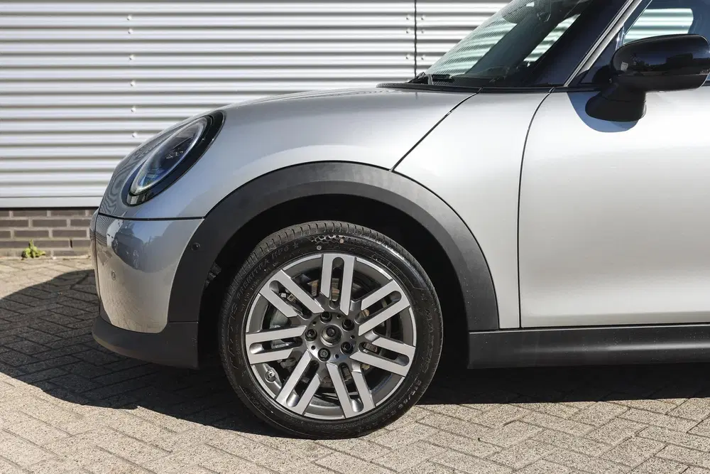 Mini Hatchback Cooper C Automaat uit 2026, foto 8