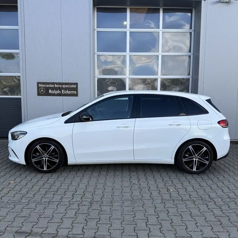 Mercedes-Benz B-Klasse Navi uit 2019, foto 2