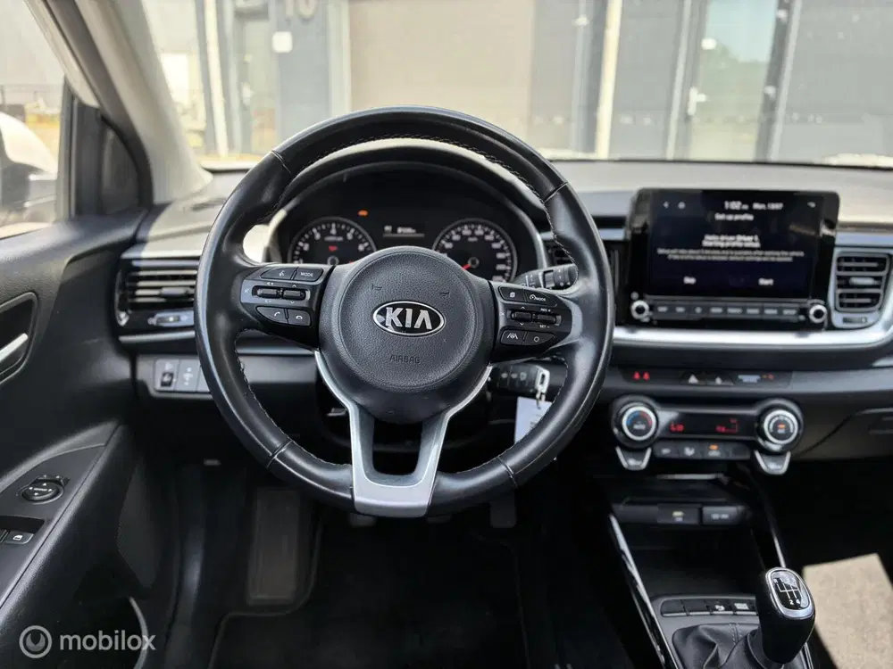 Kia Stonic 1.0 T-GDi MHEV DynamicLine uit 2021, foto 14