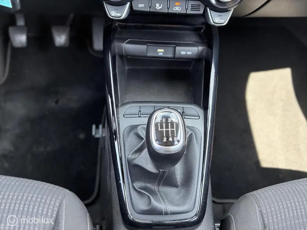 Kia Stonic 1.0 T-GDi MHEV DynamicLine uit 2021, foto 15