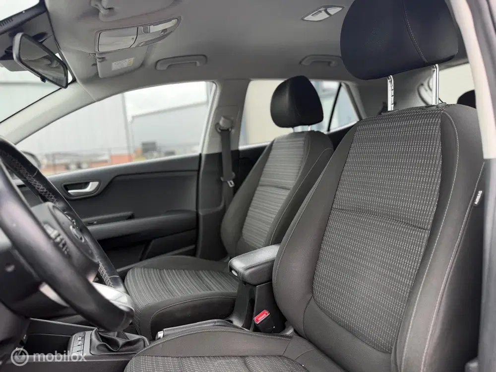 Kia Stonic 1.0 T-GDi MHEV DynamicLine uit 2021, foto 12