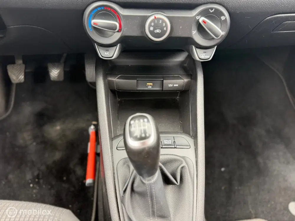 Kia Stonic 1.0 T-GDi MHEV DynamicLine uit 2021, foto 15
