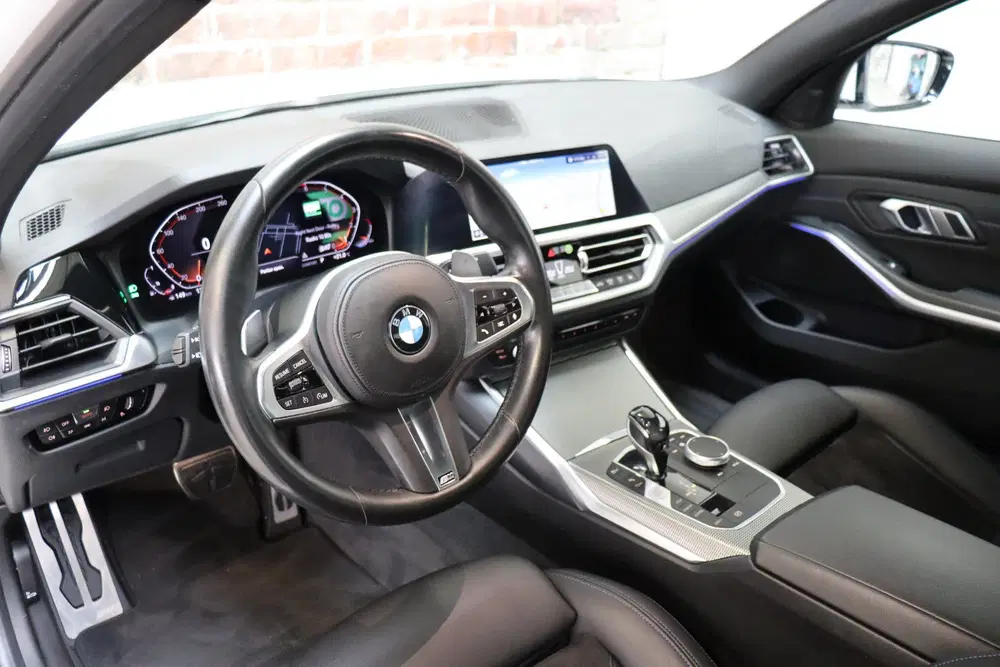BMW 3-serie 330i High Executive M Sport Pakket Automaa uit 2020, foto 15