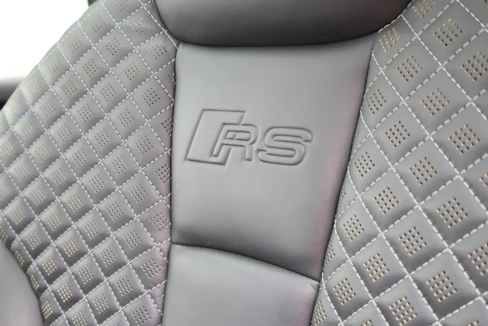 Audi RS3 2.5 TFSI Quattro Panoramadak uit 2020, foto 12