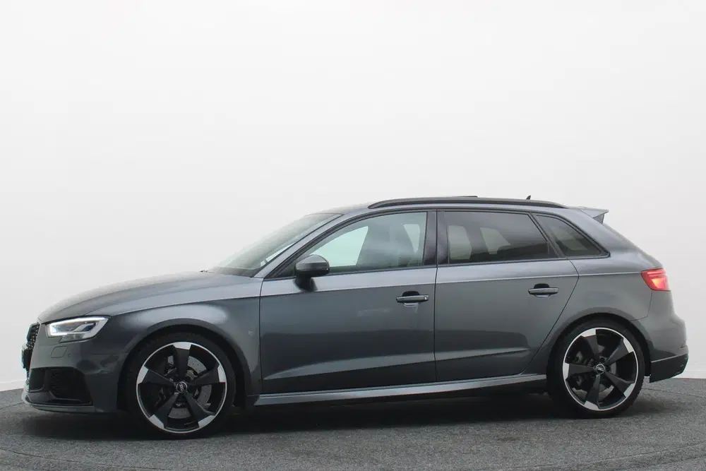 Audi RS3 2.5 TFSI Quattro Panoramadak uit 2020, foto 7