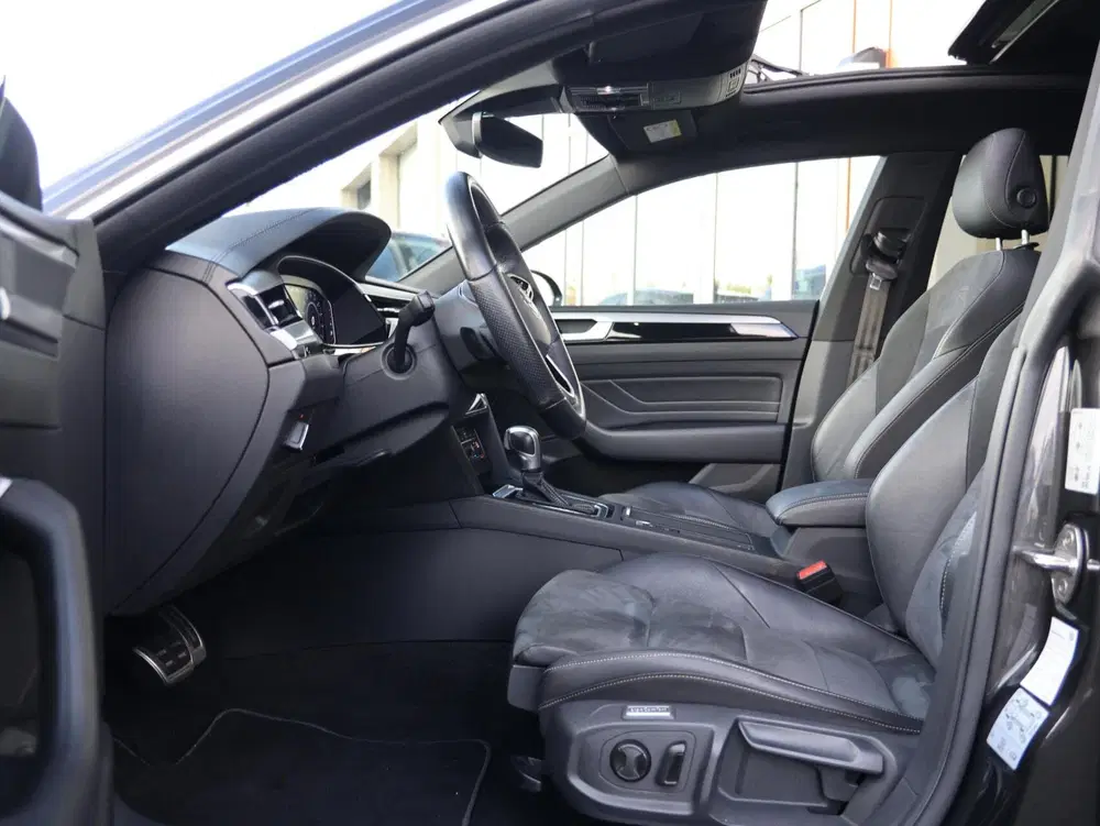 Volkswagen Arteon 1.4 TSI eHybrid R-Line Busi uit 2021, foto 4