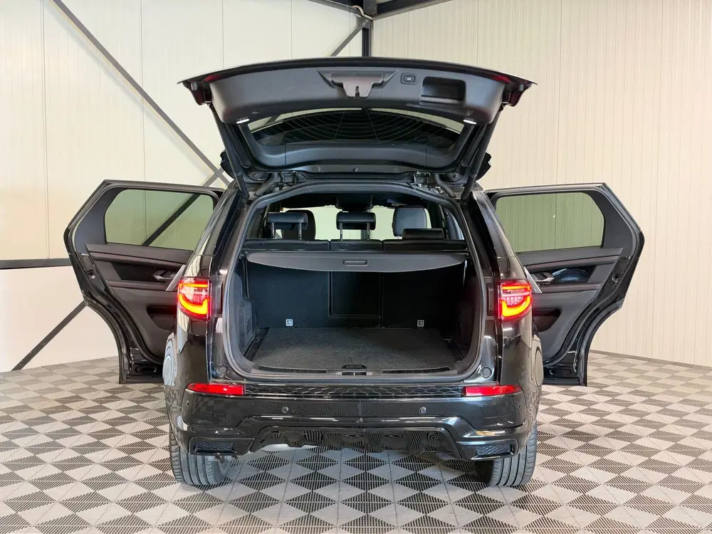 Land Rover Discovery Sport D200 2.0 MHEV R-Dynamic S uit 2021, foto 6