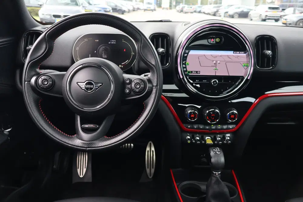 Mini Countryman Cooper SE ALL4 Salt Automaat uit 2020, foto 15
