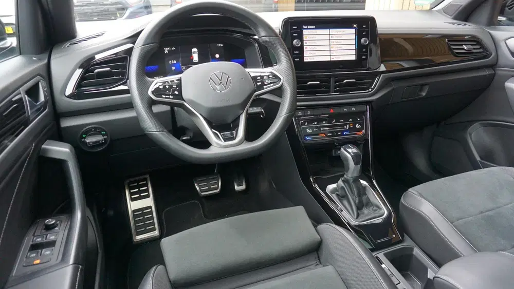 Volkswagen T-Roc 1.5 TSI 150pk DSG 2x R-Line & Black Style uit 2023, foto 8