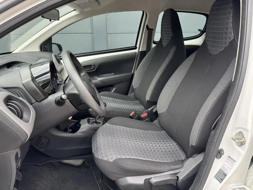 Peugeot 108 1.0 Active uit 2021, foto 12