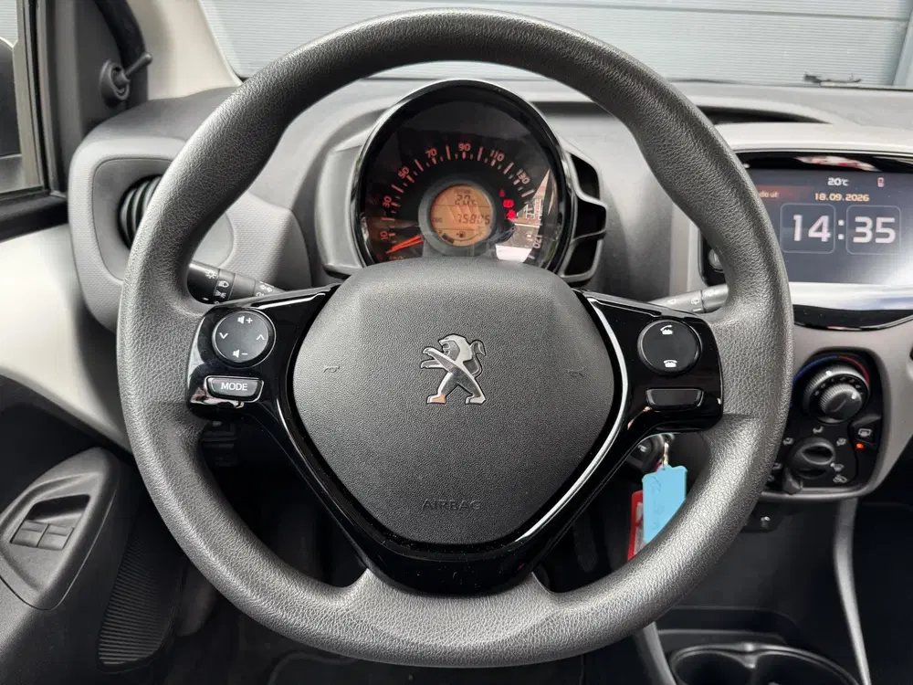 Peugeot 108 1.0 Active uit 2021, foto 14
