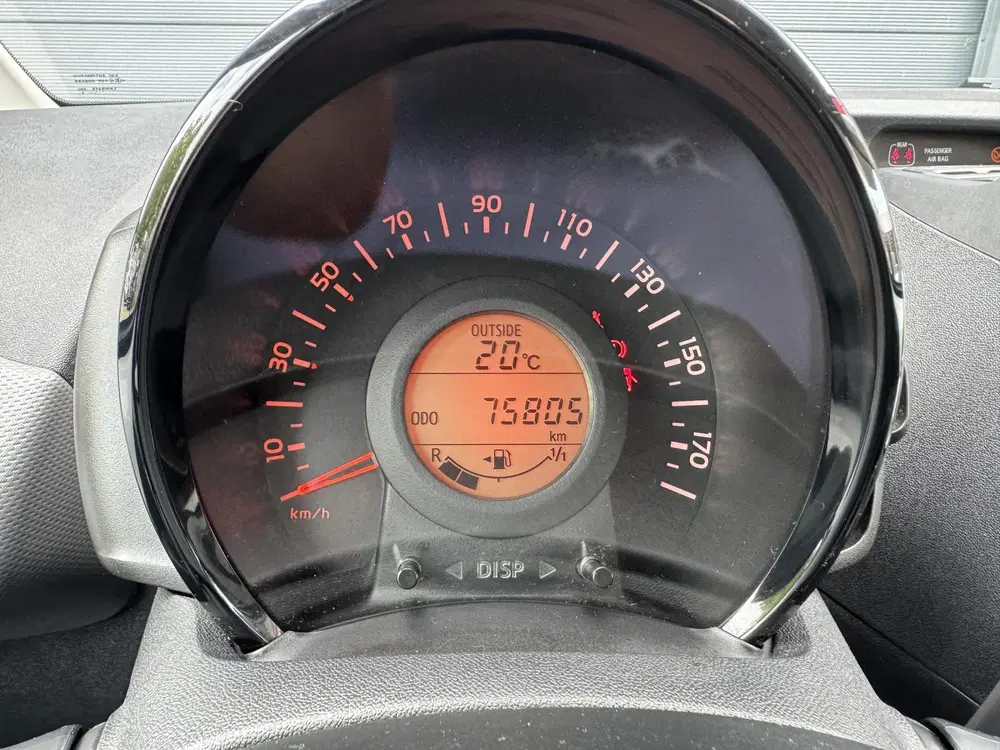 Peugeot 108 1.0 Active uit 2021, foto 15