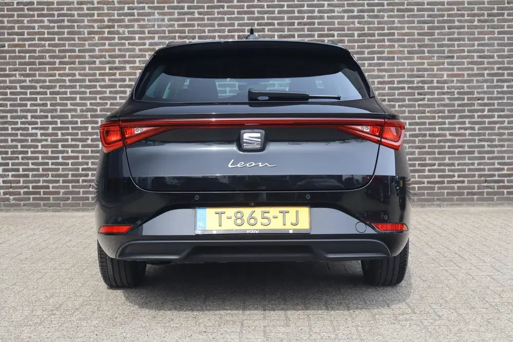 SEAT Leon 1.0 eTSI 110pk DSG Style uit 2022, foto 10
