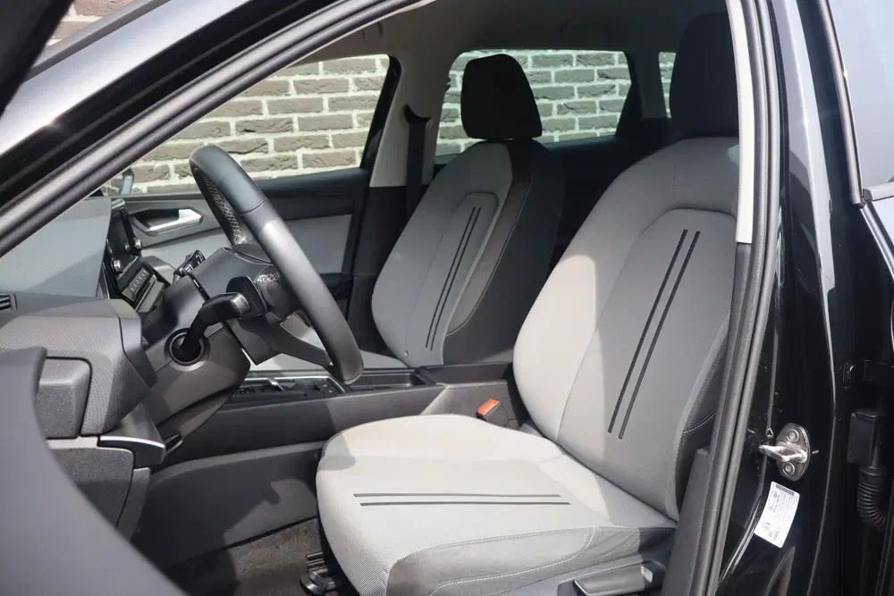 SEAT Leon 1.0 eTSI 110pk DSG Style uit 2022, foto 4