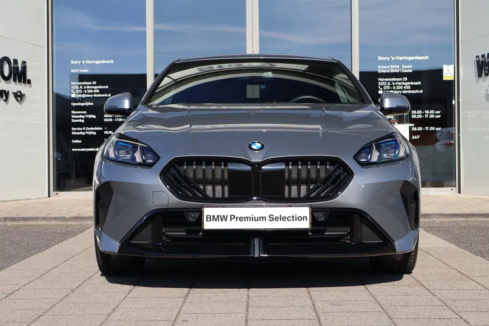 BMW 2-serie Coupé 220 M Sport Automaat uit 2025, foto 3