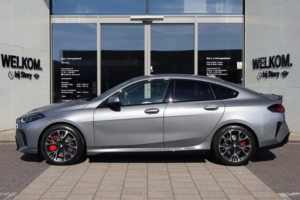 BMW 2-serie Coupé 220 M Sport Automaat uit 2025, foto 6