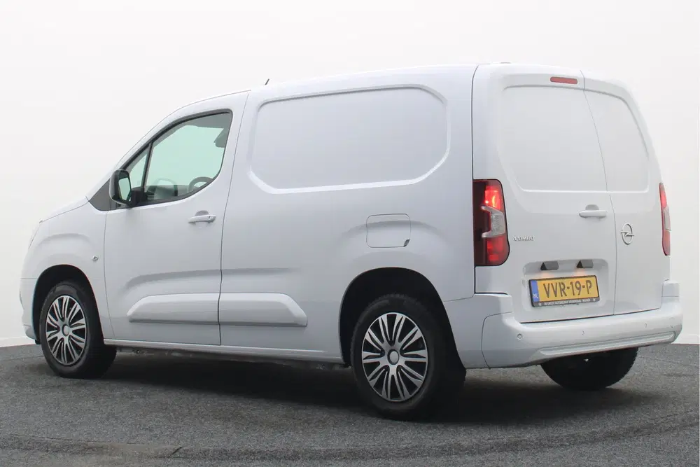 Opel Combo 1.5D L1H1 Automaat Airco uit 2023, foto 3