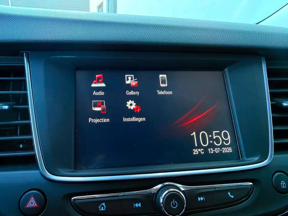 Opel Crossland 1.2 120 Jaar Edition uit 2019, foto 12