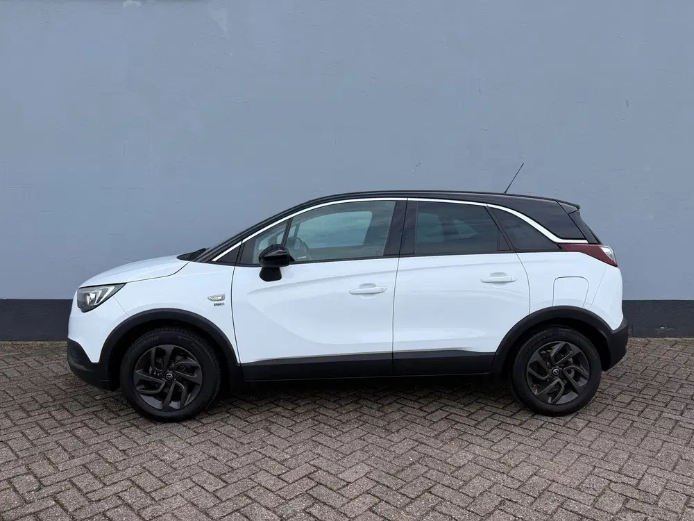Opel Crossland 1.2 120 Jaar Edition uit 2019, foto 2