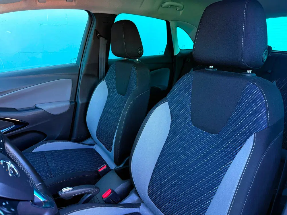 Opel Crossland 1.2 120 Jaar Edition uit 2019, foto 7