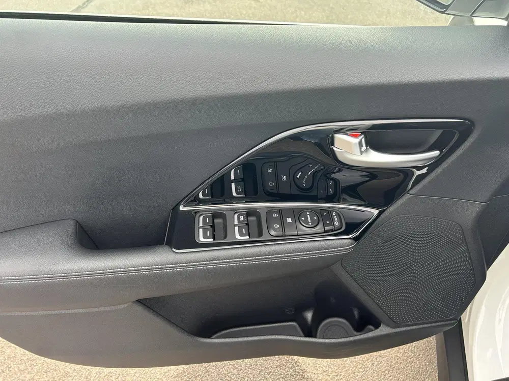Kia Niro Edition 64 kWh Navigatie uit 2022, foto 13