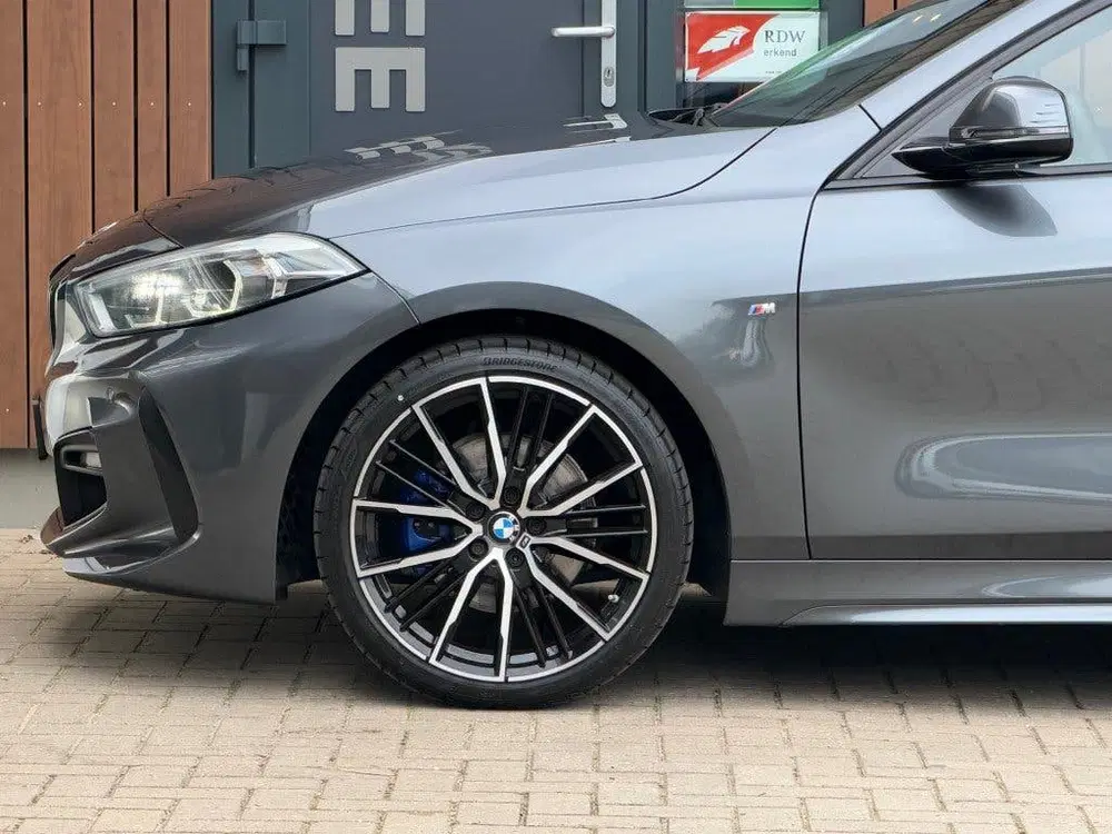BMW 1-serie 118I HIGH EXEC M-Sport Aut. Stoelver. Head uit 2020, foto 7