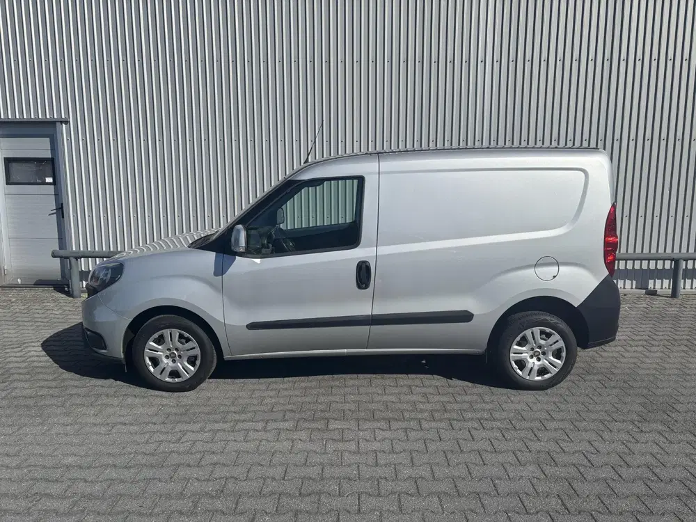 Fiat Doblo Doblò Cargo 1.3 MJ L1H1 SX*AIRCO*NAVI*CRUI uit 2021, foto 4
