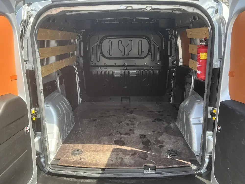 Fiat Doblo Doblò Cargo 1.3 MJ L1H1 SX*AIRCO*NAVI*CRUI uit 2021, foto 5