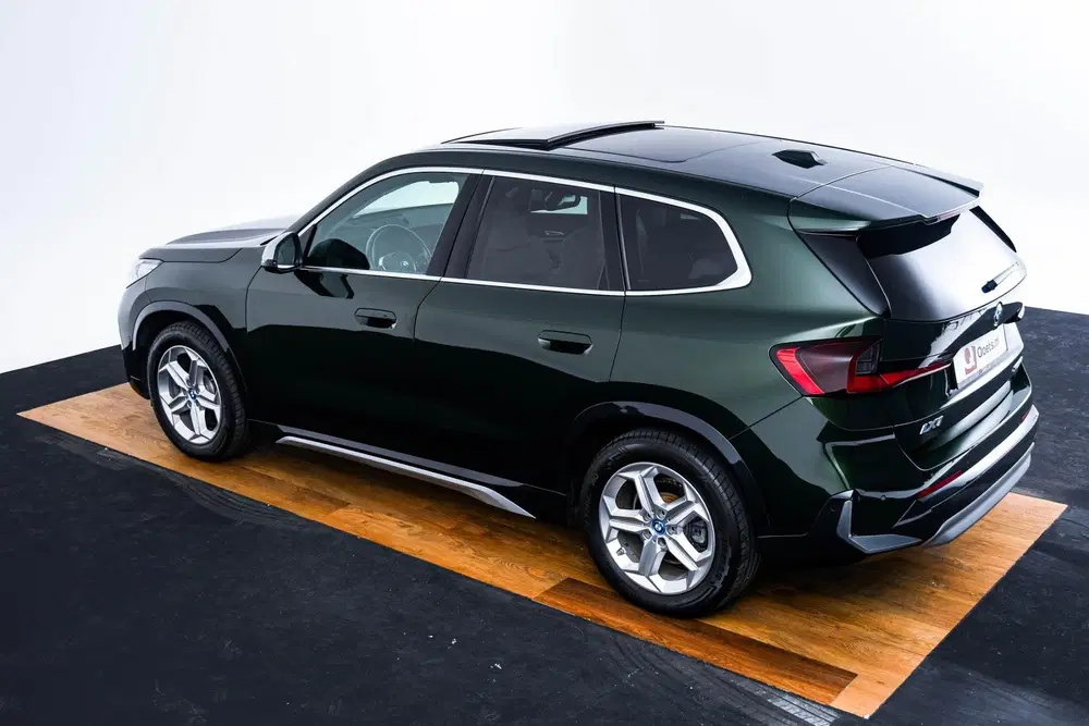 BMW iX1 xDrive30 67 kWh xLine uit 2023, foto 14