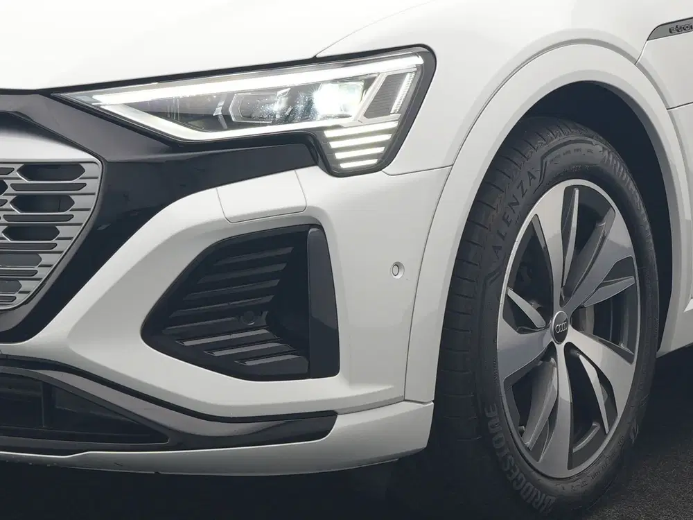 Audi Q8 e-tron 55 quattro S Line 114 kWh Dealer O.H uit 2023, foto 7